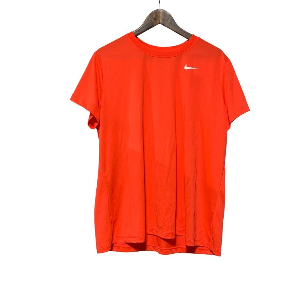 Nike Dri-FIT Women's Legend Training Tee